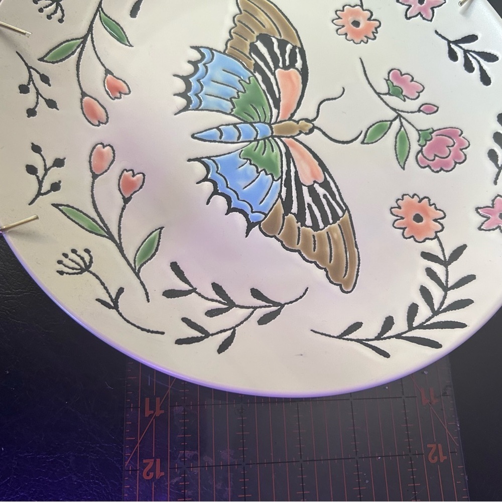 Spectrum Designz Butterfly Plate - Picture 5 of 7
